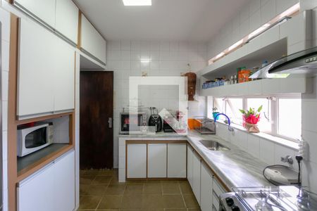 Apartamento à venda com 130m², 4 quartos e 1 vagaCozinha