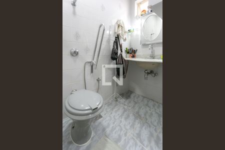 Apartamento à venda com 130m², 4 quartos e 1 vagaBanheiro da Suíte