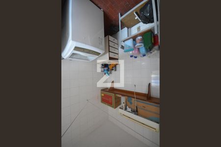 Casa à venda com 300m², 4 quartos e 4 vagasÁrea de serviço