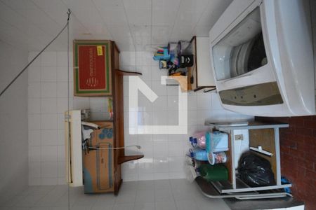 Casa à venda com 300m², 4 quartos e 4 vagasÁrea de serviço