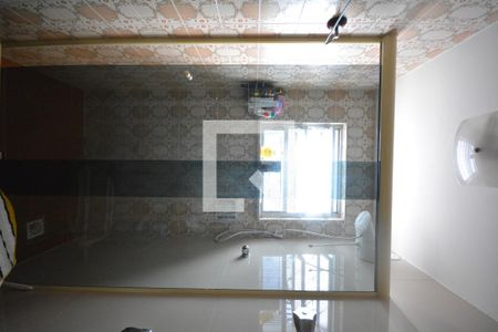 Casa à venda com 300m², 4 quartos e 4 vagasBanheiro 2