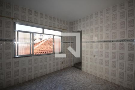 Casa à venda com 300m², 4 quartos e 4 vagasCozinha da casa anexa