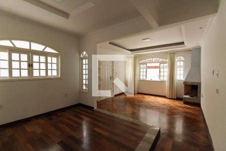 Sala de casa à venda com 3 quartos, 236m² em Jardim Anália Franco, São Paulo