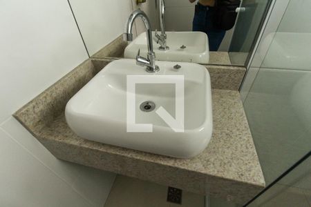 Casa à venda com 236m², 3 quartos e 2 vagasBanheiro do Sótão