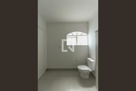 Casa à venda com 236m², 3 quartos e 2 vagasBanheiro Suíte 1