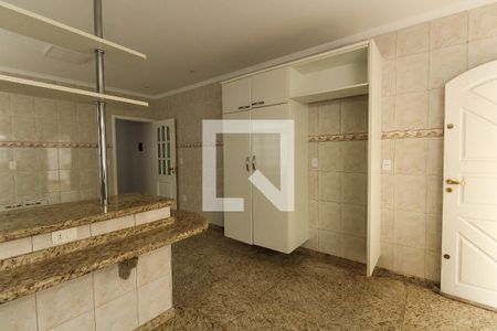 Casa à venda com 236m², 3 quartos e 2 vagasCozinha