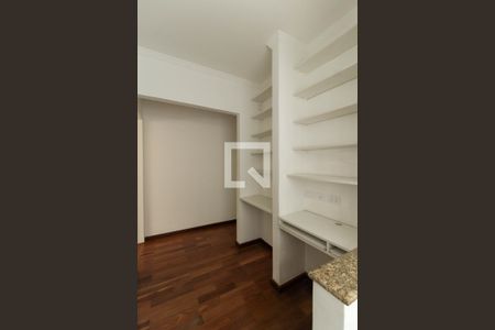 Casa à venda com 236m², 3 quartos e 2 vagasHall