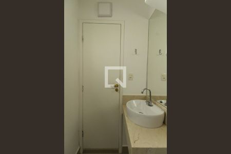 Lavabo de casa à venda com 3 quartos, 236m² em Jardim Anália Franco, São Paulo