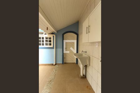 Casa à venda com 236m², 3 quartos e 2 vagasÁrea de Serviço