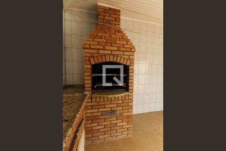 Casa à venda com 236m², 3 quartos e 2 vagasChurrasqueira