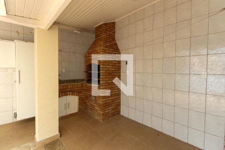 Casa à venda com 236m², 3 quartos e 2 vagasChurrasqueira