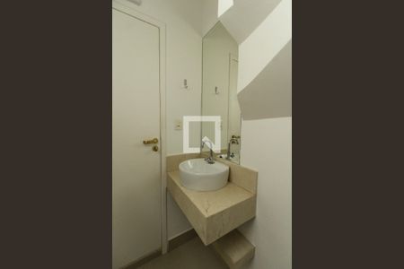 Lavabo de casa à venda com 3 quartos, 236m² em Jardim Anália Franco, São Paulo