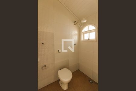 Casa à venda com 236m², 3 quartos e 2 vagasBanheiro de serviço