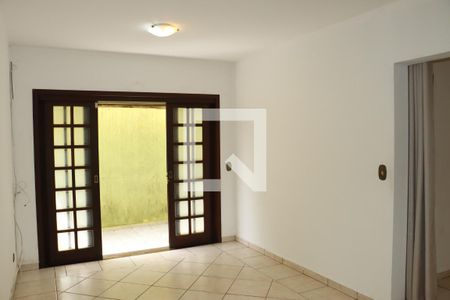 Sala de Jantar de casa para alugar com 2 quartos, 130m² em Vila Monte Serrat, Cotia