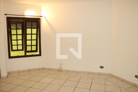 Sala Principal de casa para alugar com 2 quartos, 130m² em Vila Monte Serrat, Cotia