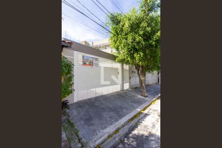 Studio para alugar com 40m², 2 quartos e sem vaga Studio para alugar com 40m², 2 quartos e sem vagaFachada