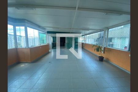 Apartamento para alugar com 190m², 3 quartos e 4 vagas