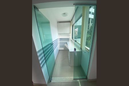 Apartamento para alugar com 190m², 3 quartos e 4 vagas