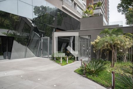 Studio à venda com 35m², 1 quarto e sem vaga Studio à venda com 35m², 1 quarto e sem vagaEntrada
