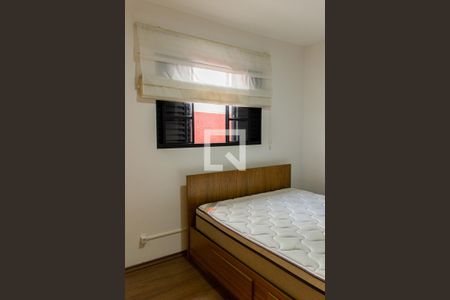Quarto de casa à venda com 4 quartos, 140m² em Vila Arcádia, São Paulo