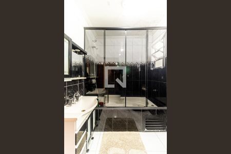 Apartamento à venda com 68m², 2 quartos e sem vagaBanheiro - Box