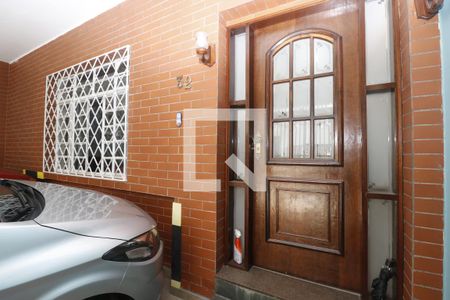 Casa à venda com 150m², 3 quartos e 2 vagasEntrada