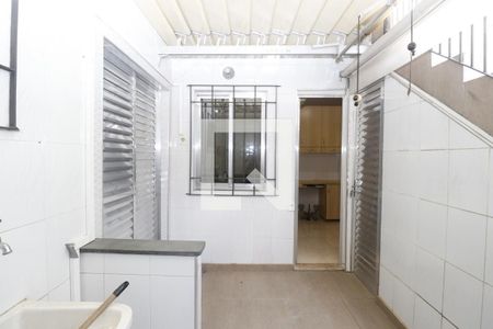 Casa à venda com 150m², 3 quartos e 2 vagasÁrea de Serviço
