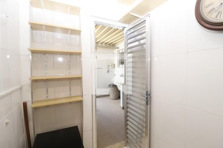 Casa à venda com 150m², 3 quartos e 2 vagasQuarto de Serviço