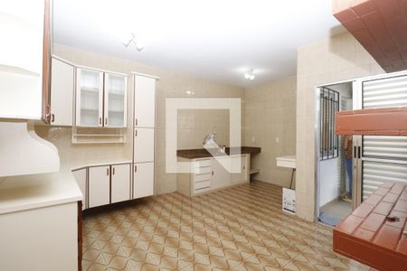 Casa à venda com 150m², 3 quartos e 2 vagasCozinha