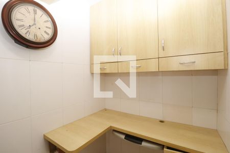 Casa à venda com 150m², 3 quartos e 2 vagasQuarto de Serviço