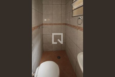 Banheiro de casa para alugar com 1 quarto, 30m² em Vila Alpina, São Paulo