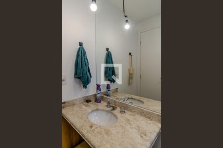 Apartamento para alugar com 81m², 2 quartos e 2 vagas Apartamento para alugar com 81m², 2 quartos e 2 vagasBanheiro da Suíte 1