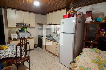 Casa à venda com 323m², 6 quartos e 3 vagas Casa à venda com 323m², 6 quartos e 3 vagasSala e Cozinha - Casa 02