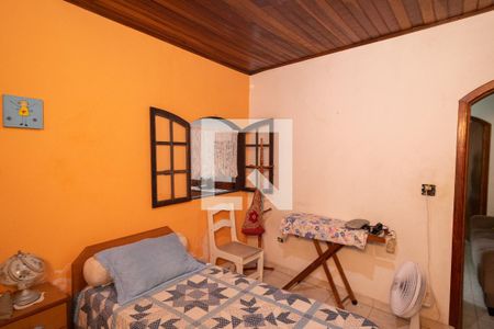 Casa à venda com 323m², 6 quartos e 3 vagas Casa à venda com 323m², 6 quartos e 3 vagasQuarto 2 - Casa 01