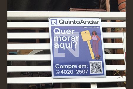 Casa à venda com 323m², 6 quartos e 3 vagas Casa à venda com 323m², 6 quartos e 3 vagasFachada - Casa 03