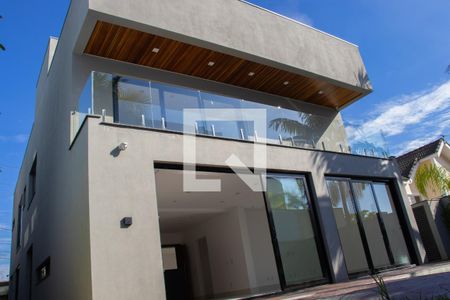 Casa de condomínio à venda com 420m², 4 quartos e 4 vagas