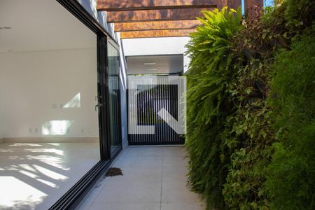 Casa de condomínio à venda com 420m², 4 quartos e 4 vagas