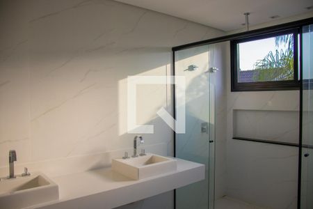 Casa de condomínio à venda com 420m², 4 quartos e 4 vagas