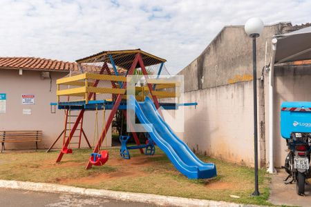 Apartamento à venda com 48m², 2 quartos e 1 vaga Apartamento à venda com 48m², 2 quartos e 1 vagaÁrea Comum - Playground