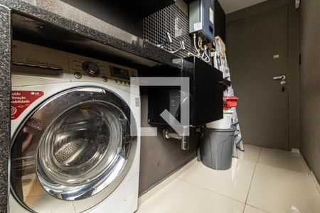 Apartamento à venda com 103m², 2 quartos e 1 vagaÁrea de Serviço - Lava e Seca