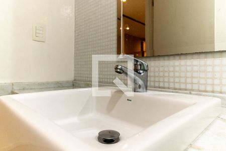 Apartamento à venda com 103m², 2 quartos e 1 vagaBanheiro 1 - Torneira