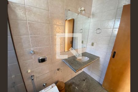 Apartamento à venda com 107m², 3 quartos e 2 vagasBanheiro da Suíte