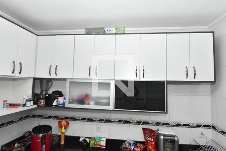 Casa à venda com 90m², 2 quartos e 2 vagas Casa à venda com 90m², 2 quartos e 2 vagasCozinha