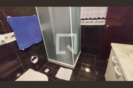 Casa à venda com 80m², 3 quartos e 4 vagas Casa à venda com 80m², 3 quartos e 4 vagasBanheiro da Suíte 1