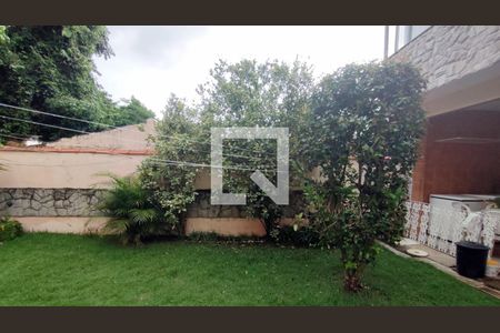 Casa à venda com 80m², 3 quartos e 4 vagas Casa à venda com 80m², 3 quartos e 4 vagasÁrea externa