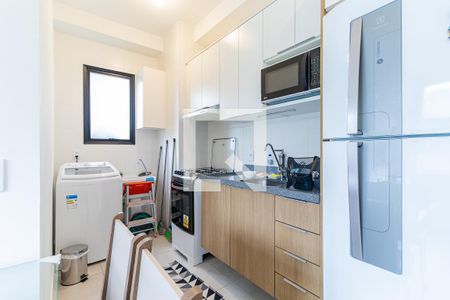 Apartamento à venda com 34m², 2 quartos e sem vaga Apartamento à venda com 34m², 2 quartos e sem vagaCozinha e Área de Serviço