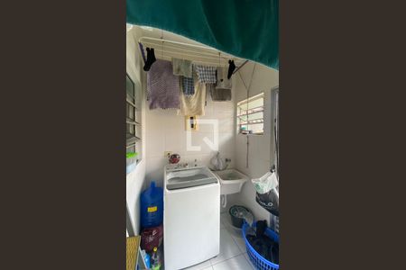 Casa à venda com 115m², 4 quartos e sem vaga Casa à venda com 115m², 4 quartos e sem vagaArea de Serviço Casa 2
