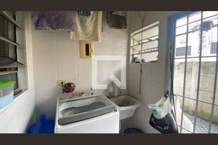 Casa à venda com 115m², 4 quartos e sem vaga Casa à venda com 115m², 4 quartos e sem vagaArea de Serviço Casa 2