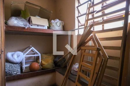 Casa à venda com 847m², 5 quartos e 6 vagas Casa à venda com 847m², 5 quartos e 6 vagasQuarto de Serviço 2