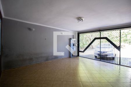 Casa à venda com 160m², 4 quartos e 2 vagasGaragem